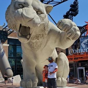 Meet your Posher, Zebaria